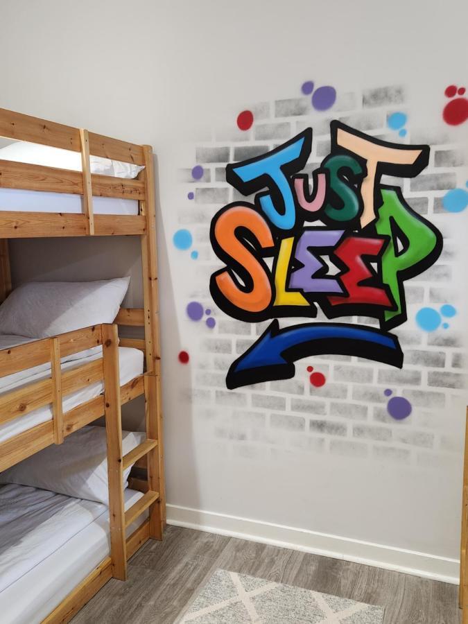 Just Sleep Hostel EDI Exterior foto